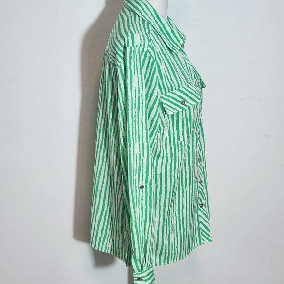 Notations Green and White Stripe Button Down Blouse Size Medium Green Camp Shirt - Picture 5 of 8